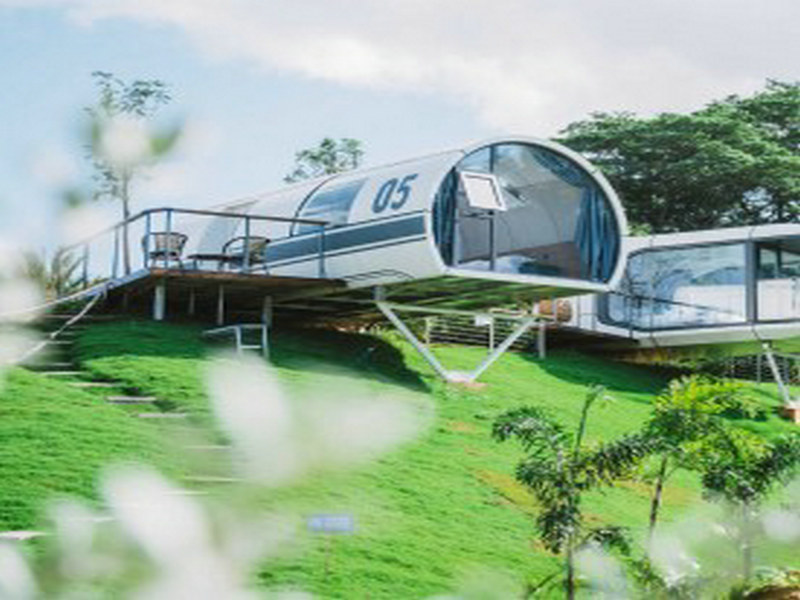 Taiwan Space-Efficient Capsules with outdoor living space returns