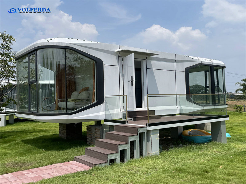 Eco-friendly Modern Capsule Structures customizations with garden attachment